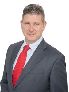 Christopher L. Minakowski